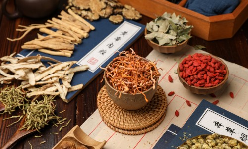 中药麸炒白术功效与作用-中药麸炒白术功效与作用-中药煅牡蛎的功效与作用,中国中药杜仲功效和作用网站